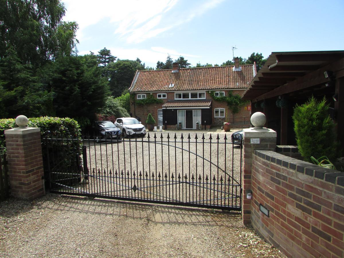 Bed and Breakfast Decoy Barn Fritton Екстер'єр фото