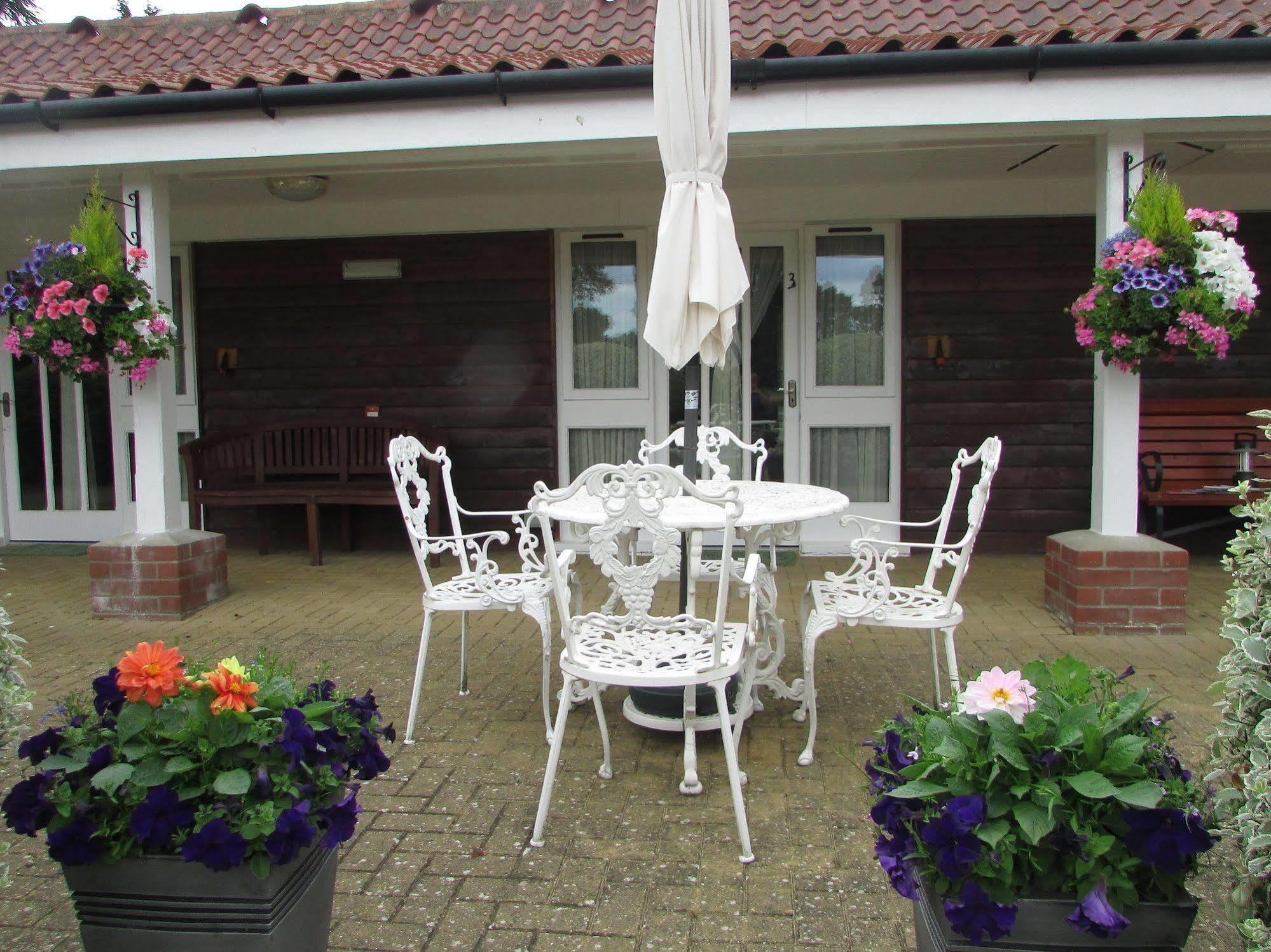 Bed and Breakfast Decoy Barn Fritton Екстер'єр фото