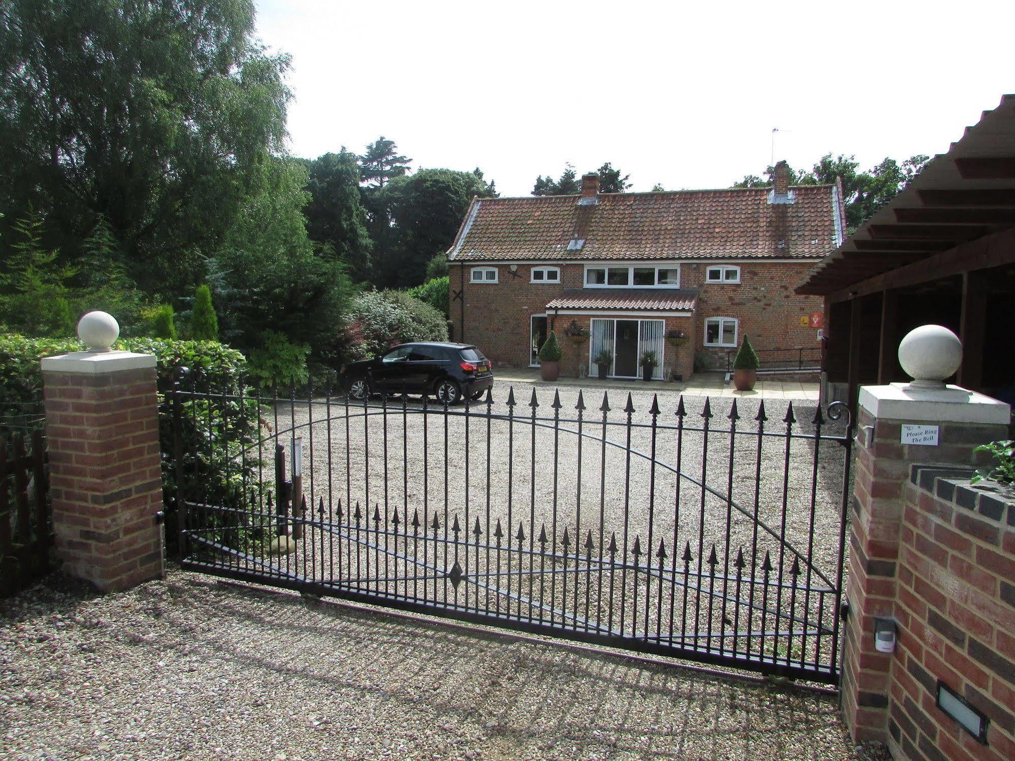 Bed and Breakfast Decoy Barn Fritton Екстер'єр фото